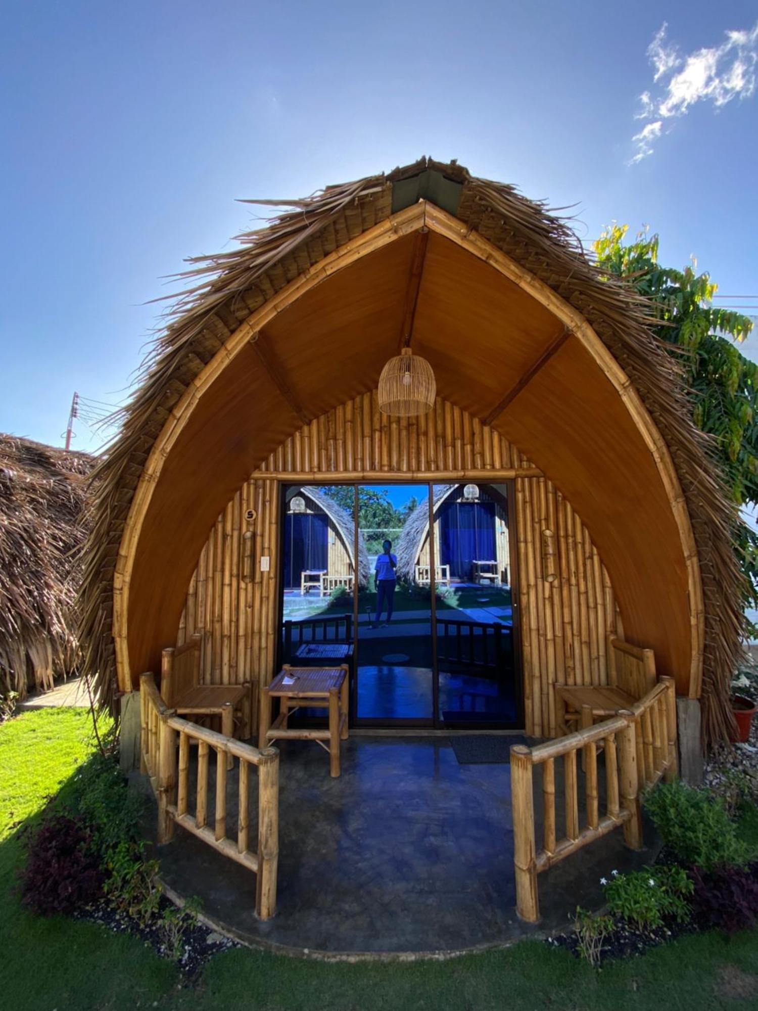 East Holiday Resort モアルボアル エクステリア 写真