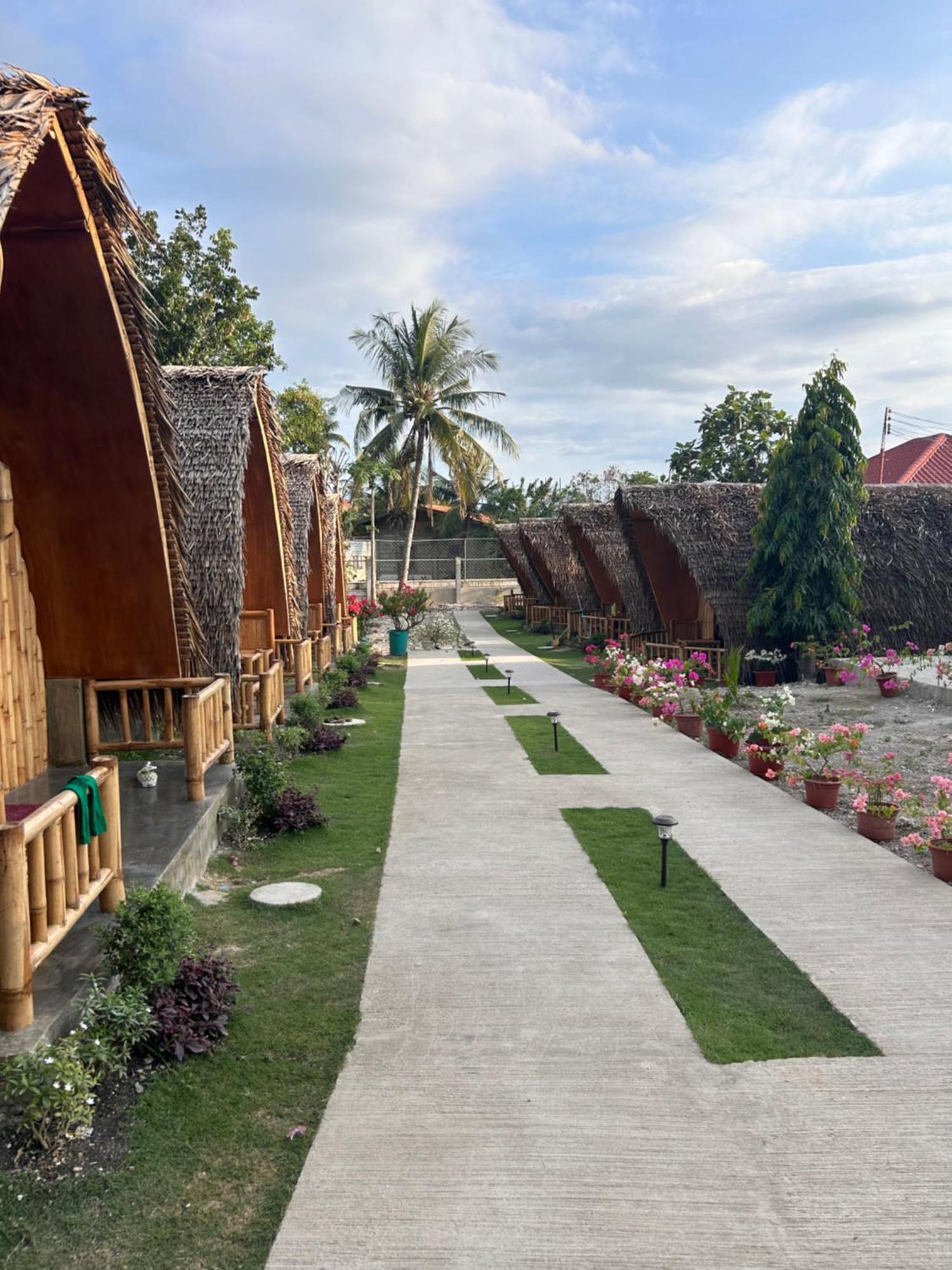 East Holiday Resort モアルボアル エクステリア 写真
