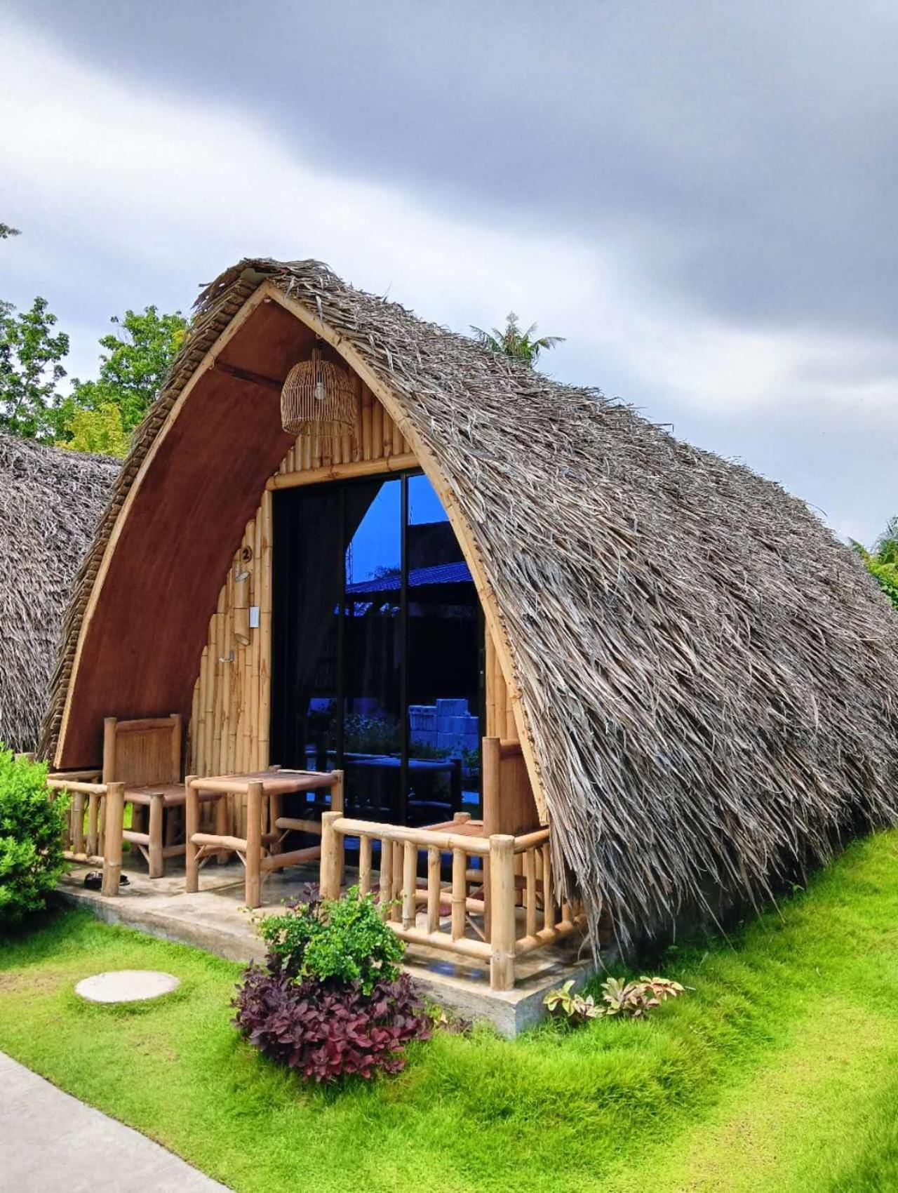 East Holiday Resort モアルボアル エクステリア 写真
